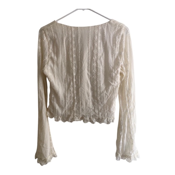 Altar’d State Lakelyn Ivory Lace Top size Large - Picture 5 of 6